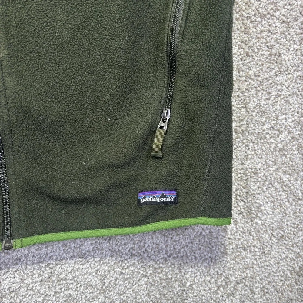 Patagonia Vest Mens Large Green Fleece Synchilla Full Zip Pockets Hiking Warm